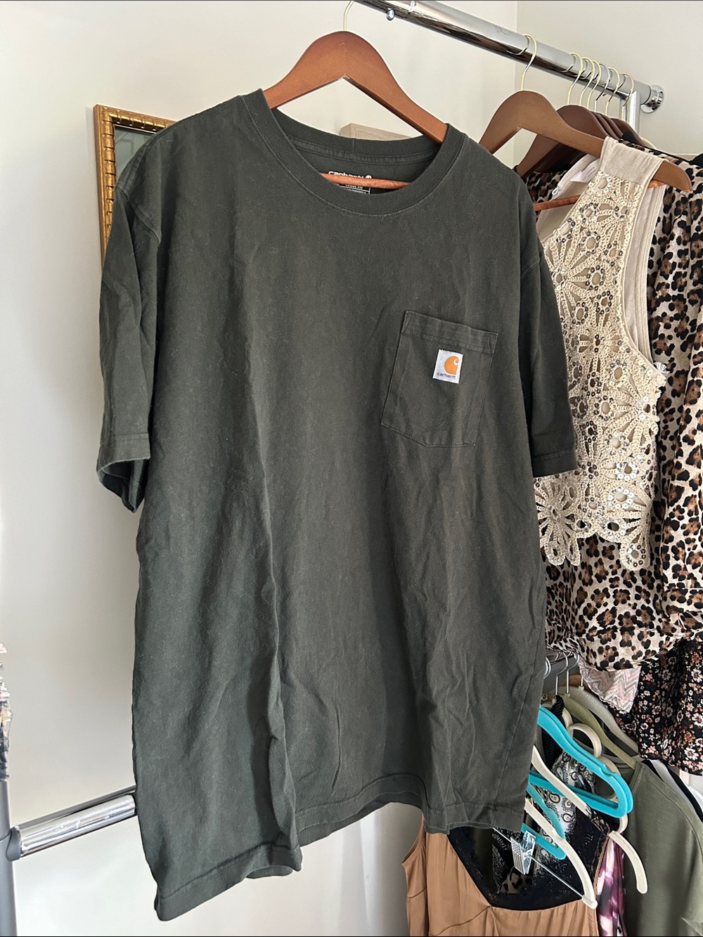 Carhartt Men's L tall loose fit Dark Green Short Sleeve Tee
